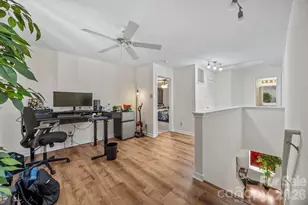 2621 Stream Bank Dr, Charlotte, NC 28269 - Photo 8