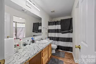 2621 Stream Bank Dr, Charlotte, NC 28269 - Photo 10