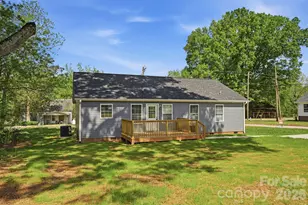 63 Pinckney St, York, SC 29745 - Photo 32