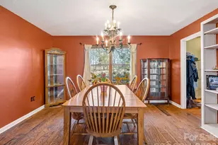 405 Loop Rd, Campobello, SC 29322 - Photo 36