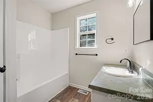 112 Ridgewood Dr, York, SC 29745 - Photo 8