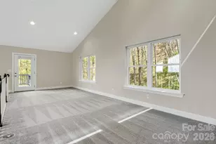 35 Chesten Mountain Dr, Asheville, NC 28803 - Photo 20