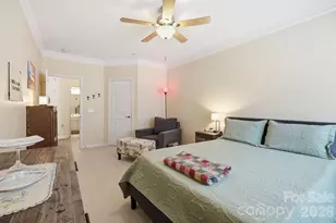528 Appeldoorn Cir, Asheville, NC 28803 - Photo 14