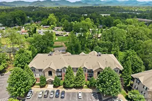528 Appeldoorn Cir, Asheville, NC 28803 - Photo 24