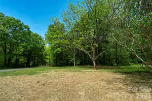 435 Mahaffey Dr, Salisbury, NC 28146 - Photo 16