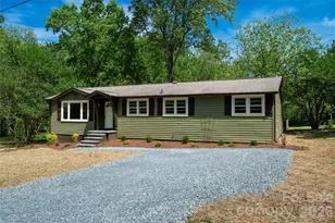 435 Mahaffey Dr, Salisbury, NC 28146 - Photo 2