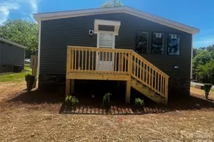 1101 Marion St, Lancaster, SC 29720 - Photo 2