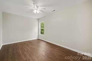 2021 Sonoma Valley Dr, Charlotte, NC 28214 - Photo 20