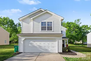 2021 Sonoma Valley Dr, Charlotte, NC 28214 - Photo 2