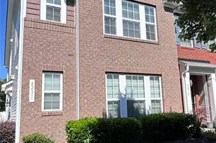 8211 Viewpoint Lane, Cornelius, NC 28031 - Photo 2