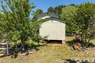 24 Midway St, Granite Falls, NC 28630 - Photo 20