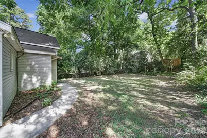 815 Parkwood Avenue, Charlotte, NC 28205 - Photo 18