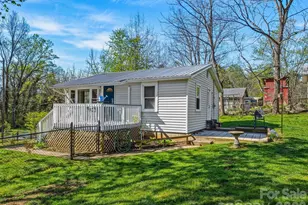 125 Lower Edgewood Rd, Candler, NC 28715 - Photo 2