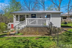 125 Lower Edgewood Rd, Candler, NC 28715 - Photo 4