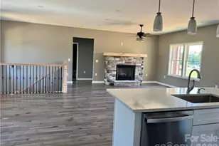 130 Oak Pointe Ln, Wilkesboro, NC 28697 - Photo 6