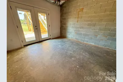 130 Oak Pointe Lane, Wilkesboro, NC 28697 - Photo 20