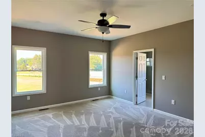 130 Oak Pointe Lane, Wilkesboro, NC 28697 - Photo 8