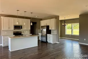 130 Oak Pointe Ln, Wilkesboro, NC 28697 - Photo 24