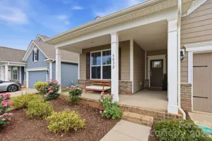 5032 Lydney Cir, Waxhaw, NC 28173 - Photo 2