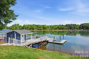 8029 Lucky Creek Ln, Denver, NC 28037 - Photo 4