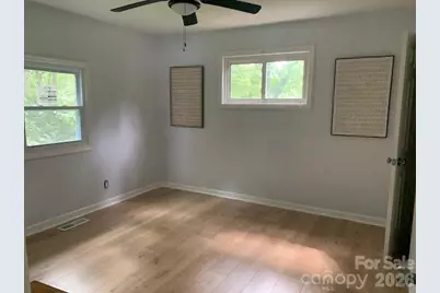 904 Stephens Street, Greensboro, NC 27406 - Photo 10
