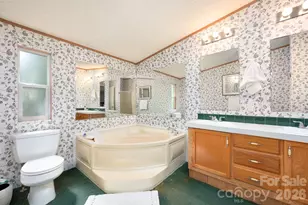 66 Green Oak Rd, Asheville, NC 28804 - Photo 20