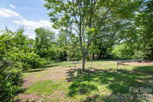 66 Green Oak Rd, Asheville, NC 28804 - Photo 28
