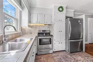 516 Margaret Dr, Statesville, NC 28677 - Photo 12