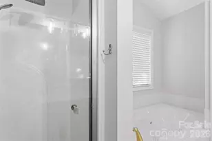 220 35th Ave NE, Hickory, NC 28601 - Photo 38