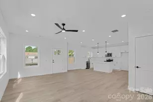 224 Columbia St, Gastonia, NC 28054 - Photo 10