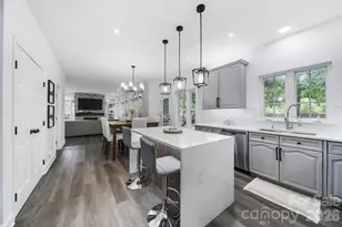 9954 Mitchell Glen Dr, Charlotte, NC 28277 - Photo 10