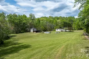 1080 Drag Strip Rd, Hudson, NC 28638 - Photo 8