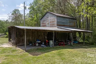 1080 Drag Strip Rd, Hudson, NC 28638 - Photo 6