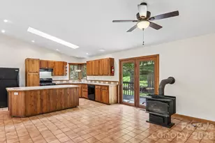 129 Cash Phillips Dr, Mars Hill, NC 28754 - Photo 20