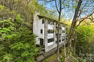 821 Summit Dr, Maggie Valley, NC 28751 - Photo 36