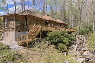 426 Cook Town Rd, Bakersville, NC 28705 - Photo 4