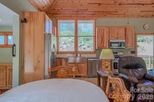 426 Cook Town Rd, Bakersville, NC 28705 - Photo 16
