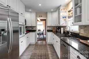 117 Brandon Rd, Hendersonville, NC 28739 - Photo 10