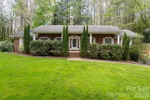 117 Brandon Rd, Hendersonville, NC 28739 - Photo 2