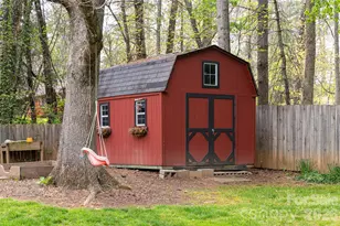 117 Brandon Rd, Hendersonville, NC 28739 - Photo 40