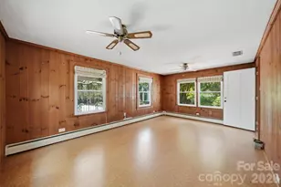 3485 Bridgeford Ln, Newton, NC 28658 - Photo 16