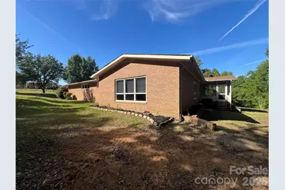 280 Raintree Road, Great Falls, SC 29055 - Photo 10