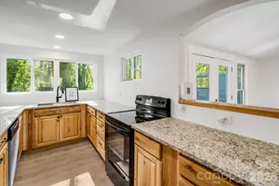 21 Oak Hill Dr, Asheville, NC 28806 - Photo 12