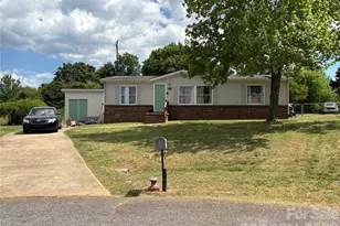 5507 Sandy Creek Ct, Newton, NC 28658 - Photo 22