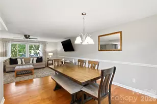 6723 Rollingridge Dr, Charlotte, NC 28211 - Photo 12