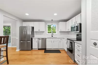 6723 Rollingridge Drive, Charlotte, NC 28211 - Photo 8