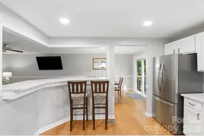 6723 Rollingridge Drive, Charlotte, NC 28211 - Photo 8