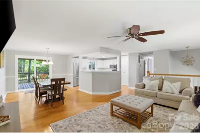 6723 Rollingridge Drive, Charlotte, NC 28211 - Photo 4