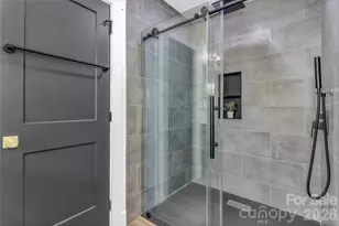 7 Angus Ln, Asheville, NC 28805 - Photo 26
