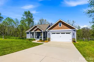 144 Hidden Knoll Dr, Hendersonville, NC 28792 - Photo 2